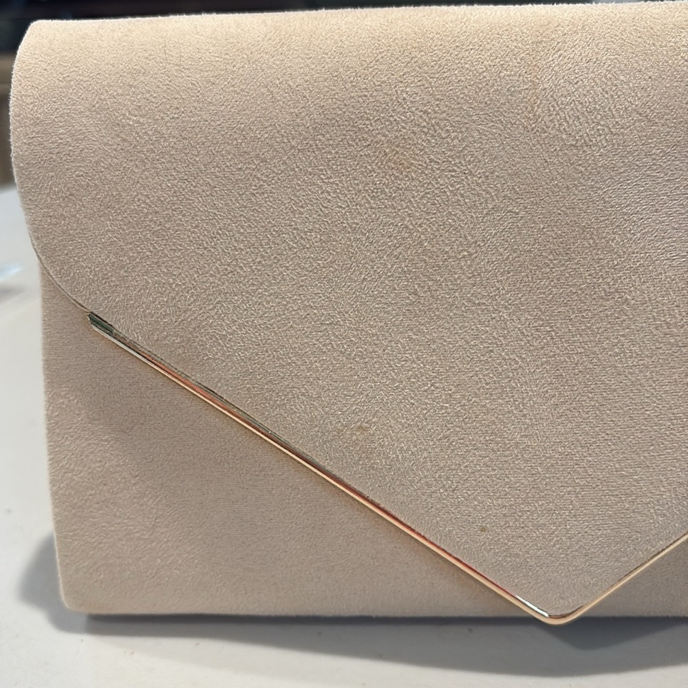 Charming Tailor - faux suede Cream Clutch bag / crossbody bag. Purse. NWT - Picture 2 of 13